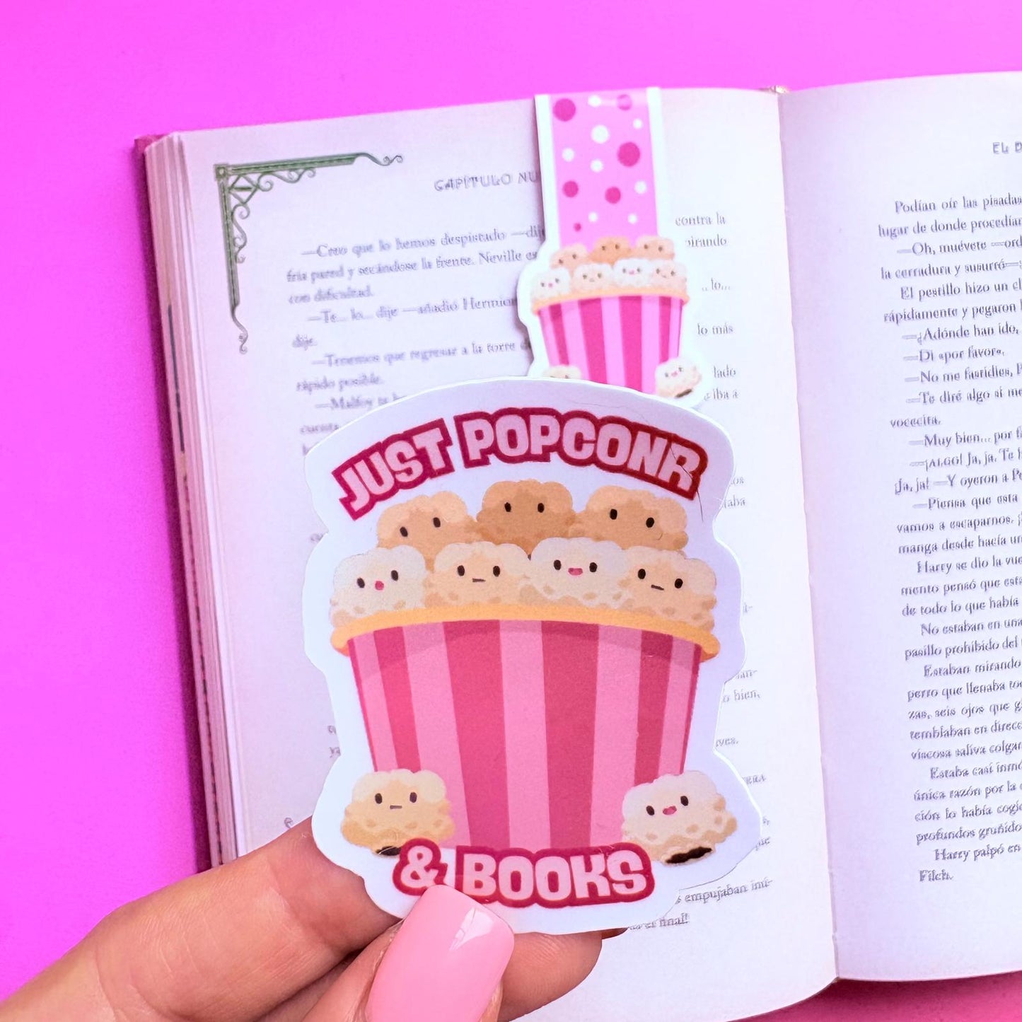 Sticker Just popcorn and books