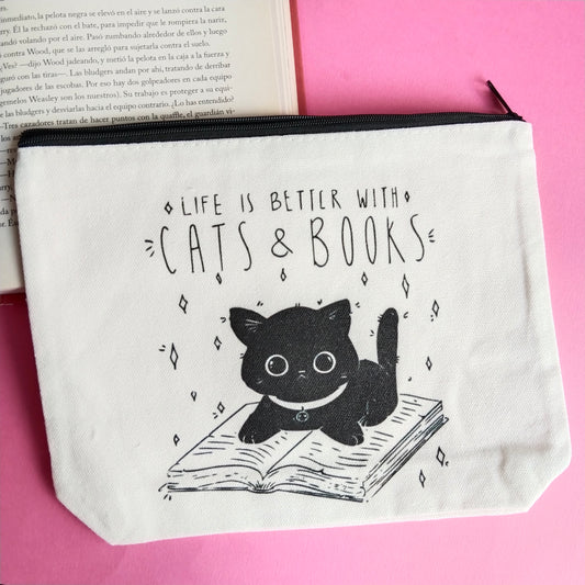 Mini bolsa de tela gatito entre libros